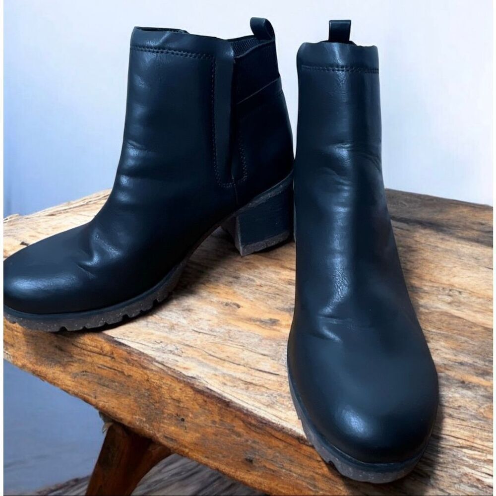 KORKS Elsie Ankle Lug Boots Black Size 9.5M - Picture 3 of 7